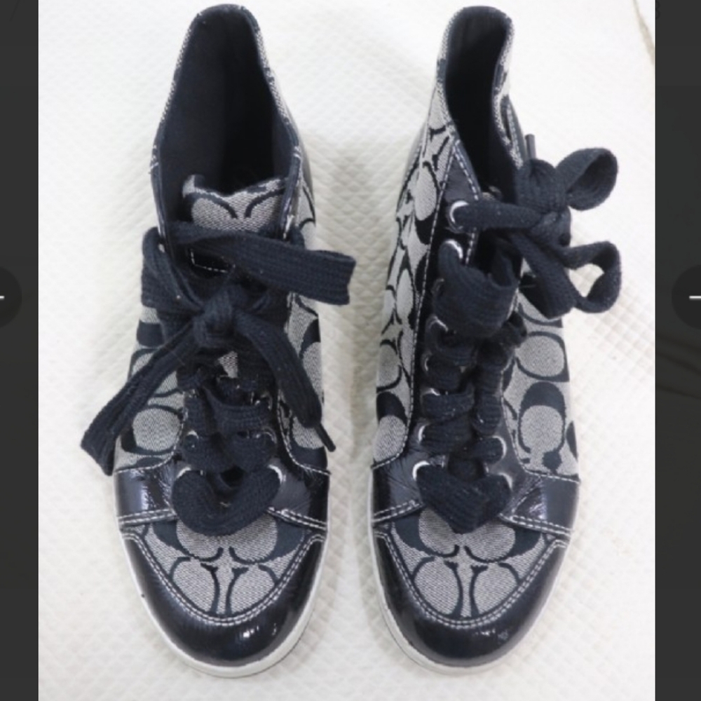 Coach logo high tops size 8